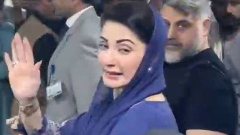 پنجاب انسٹی ٹیوٹ آف نیورو سائنسز میں وزیر اعلیٰ پنجاب کی آمد، مریم اورنگزیب کی ساس مسز تاثیر کی عیادت