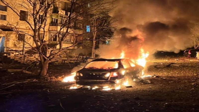 کیف پر روس کا میزائل حملہ، 5 افراد ہلاک متعدد زخمی
