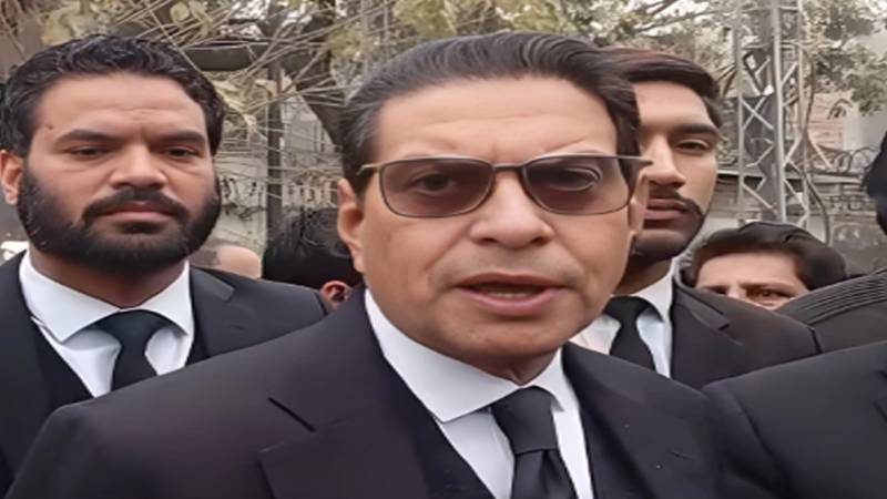 عمران خان کی اسپتال منتقلی کے فیصلے پر عمل درآمد میں کوئی عذر قابل قبول نہیں: سلمان اکرم راجا 