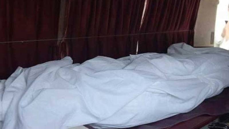 کوٹ لکھپت کے علاقے گجر کالونی سے 55 سالہ نامعلوم شخص کی لاش برآمد، نشہ کی عادت کا شبہ