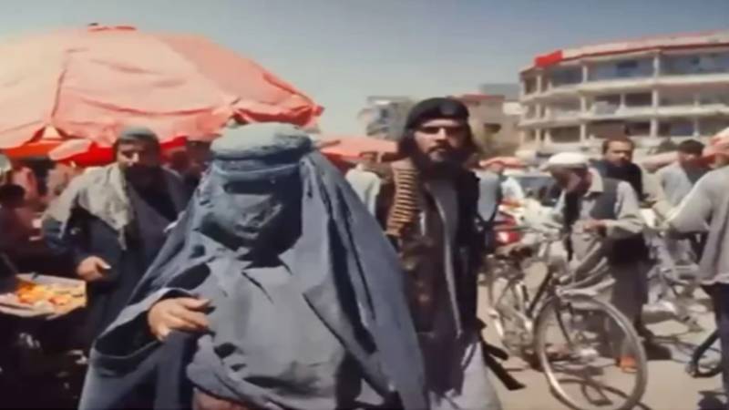 طالبان کی حکمرانی میں افغانستان معاشی بحران اور عالمی تنہائی کا سامنا