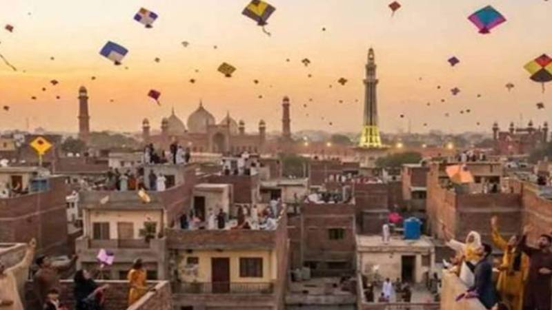 بسنت پورٹل کب کھلے گا؟ پتنگ سازوں کی انتظامیہ سے ملاقات