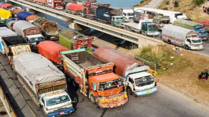 ڈیزل قیمت میں اضافے کی مذمت، 15 روزہ قیمتوں کے نظام کا نفاذ یقینی بنایا جائے:پاکستان گڈز ٹرانسپورٹ اونرز
