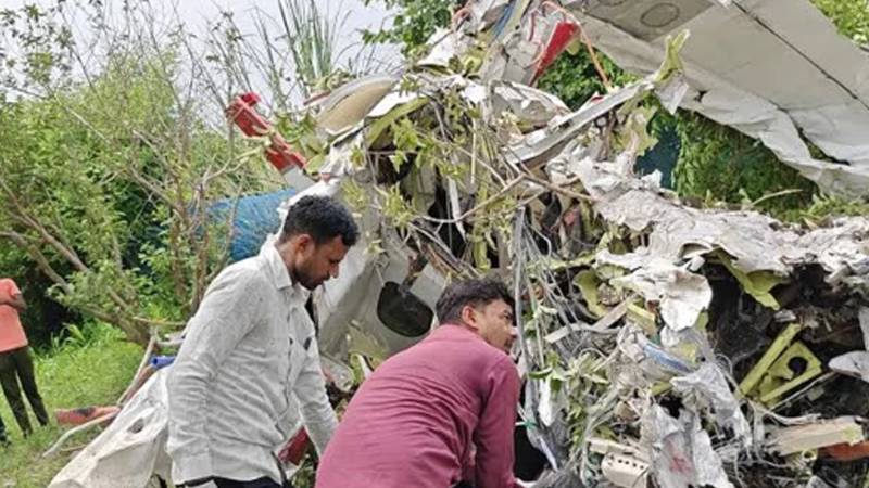 بھارت: کانپور میں تربیتی طیارہ حادثہ کا شکار، پائلٹ اور انسٹرکٹر ہلاک