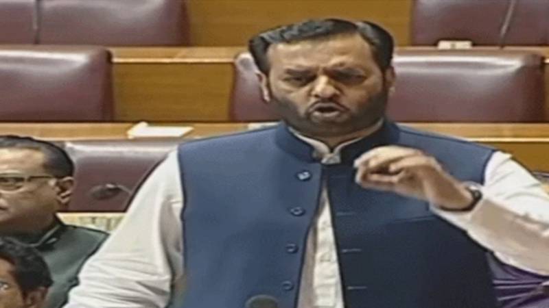 پمز سانحے کے ذمہ دار کسی ایک آدمی کو نہیں چھوڑا جائے گا، وزیر صحت مصطفیٰ کمال