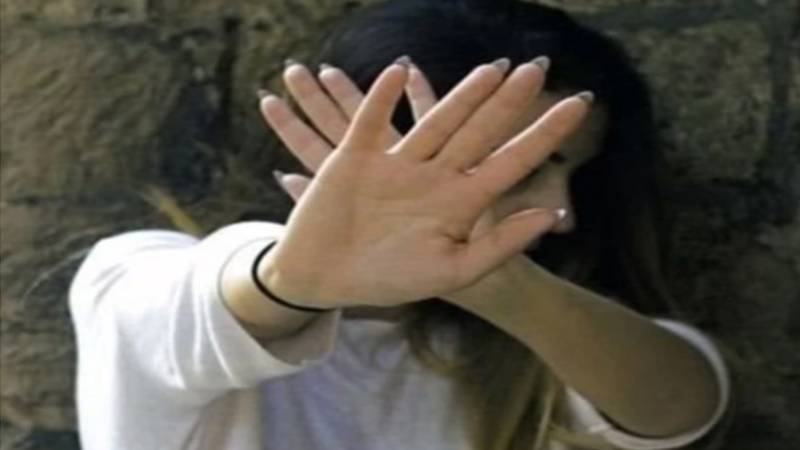 رکشہ ڈرائیور کی جانب سے جواں سالہ لڑکی پر تشدد اور زیادتی کے الزام میں گرفتاری