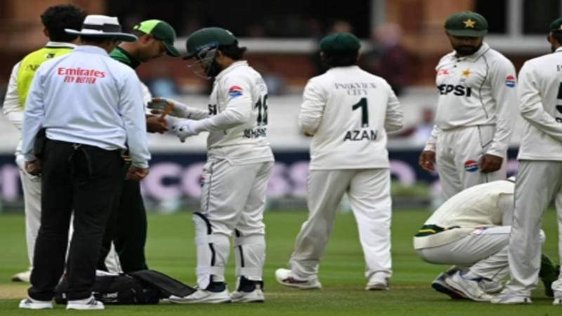 لارڈز میں شکست کے بعد پاکستانی ٹیم میں بڑا آپریشن کلین اپ، 6 کھلاڑی انگلینڈ طلب