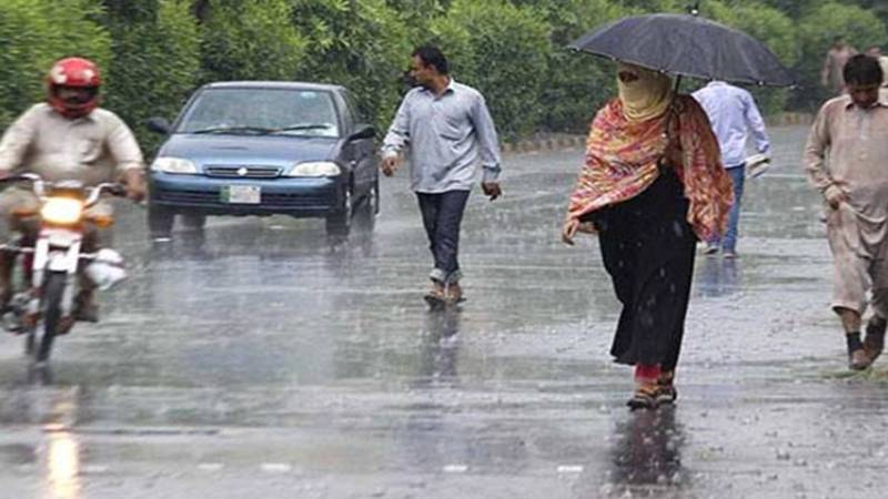 لاہور میں بارش، گرمی کی شدت میں کمی، موسم خوشگوار