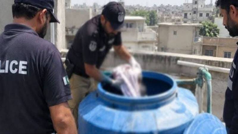 پانی کی ٹینکی سے ڈھائی ماہ کی بچی کی لاش برآمد، لرزہ خیز قتل کا معمہ حل