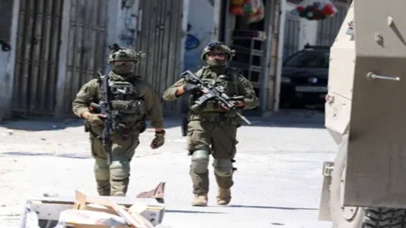 مغربی کنارے میں اسرائیلی فوج کی کارروائی، 33 فلسطینی گرفتار
