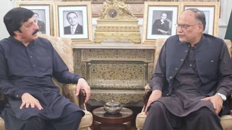 احسن اقبال کی گورنر پنجاب سے ملاقات، اپوزیشن کو مذاکرات کی دعوت
