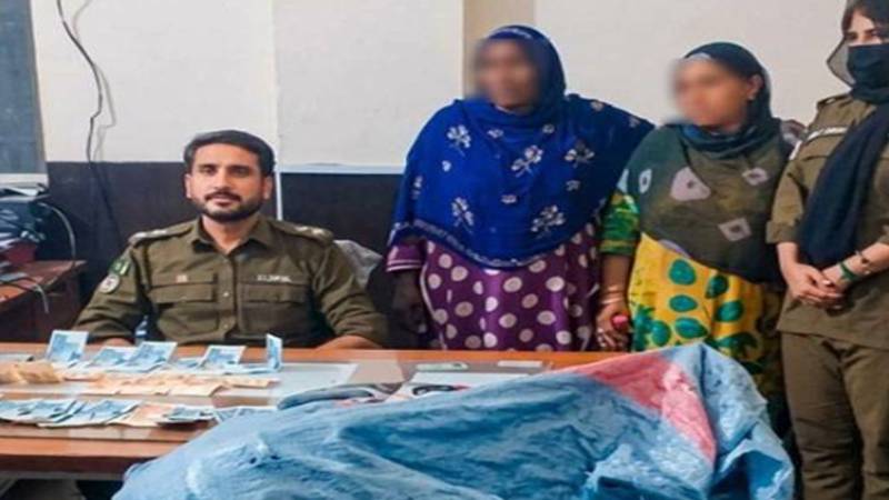 کچرا اٹھانے کے بہانے وارداتیں کرنے والی دو رکنی خواتین چور گینگ گرفتار