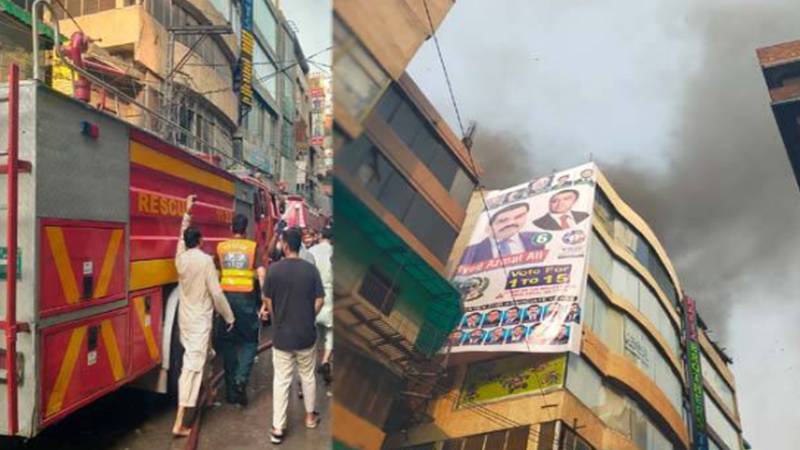 شاہ عالم مارکیٹ میں پلازہ کی چوتھی منزل پر آتشزدگی، ریسکیو آپریشن جاری