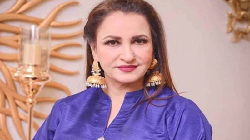 صبا فیصل کا طلاق سے متعلق بیان، سوشل میڈیا پر تنقید کا سامنا