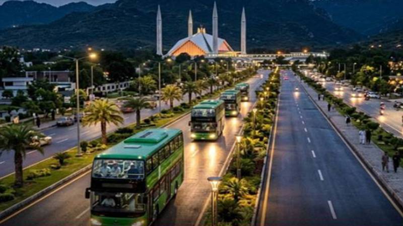 سیاحوں کے لیے خوشخبری، اسلام آباد میں الیکٹرک ڈبل ڈیکر بسیں متعارف کرانے کا اعلان
