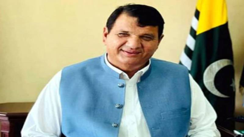 خیبرپختونخوا میں گورنر راج کے قانونی تقاضے پورے ہیں، مشاورت جاری ہے: امیر مقام