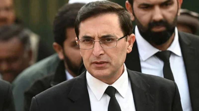 پی ٹی آئی کا صوبائی اسمبلی تحلیل کرنے کا کوئی ارادہ نہیں: بیرسٹر گوہر
