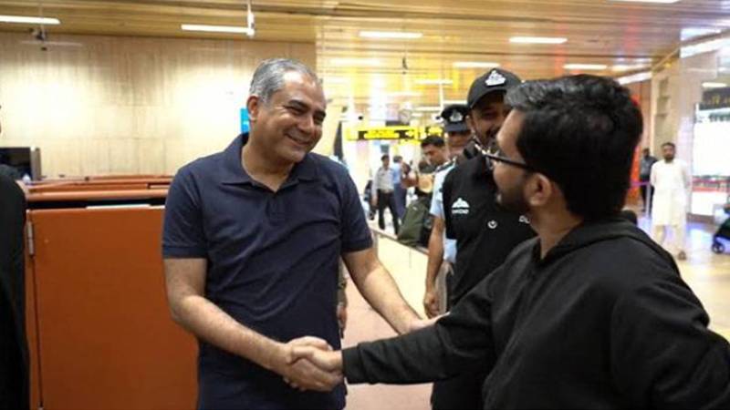 محسن نقوی کا کراچی ایئرپورٹ کا دورہ، امیگریشن انتظامات کا جائزہ
