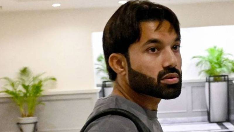 محمد رضوان مبینہ جوئے کے معاملے پر بیان ریکارڈ کرانے این سی سی آئی اے پہنچ گئے