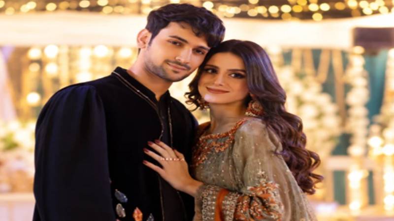 معاذ صفدر اور صبا معاذ کے ہاں تیسرے بچے کی آمد متوقع، مداحوں کو خوشخبری سنا دی