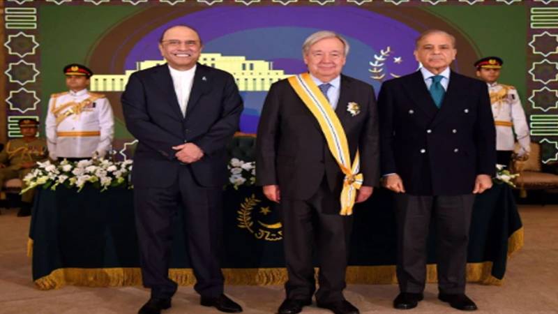 صدر زرداری نے اقوام متحدہ کے سیکریٹری جنرل انتونیو گوتریس کو نشانِ امتیاز سے نواز دیا
