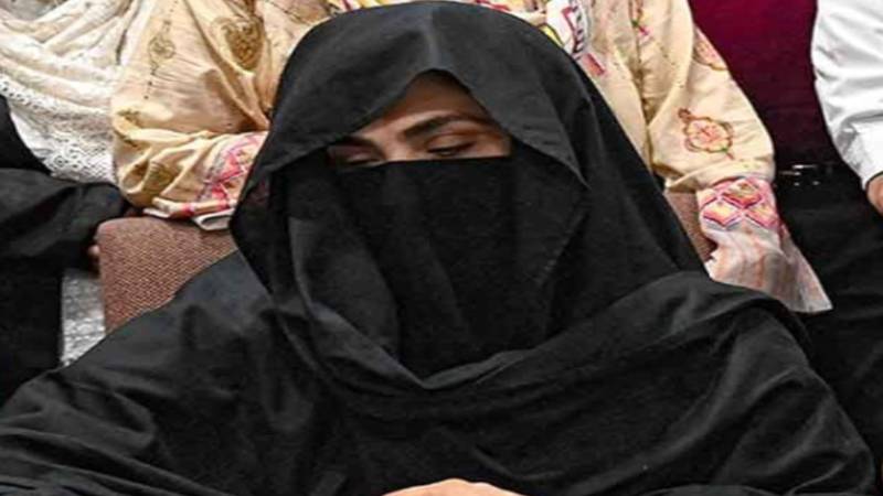 بشریٰ بی بی کے مقدمات کی تفصیلات کی درخواست پر سماعت سے جج کی معذرت