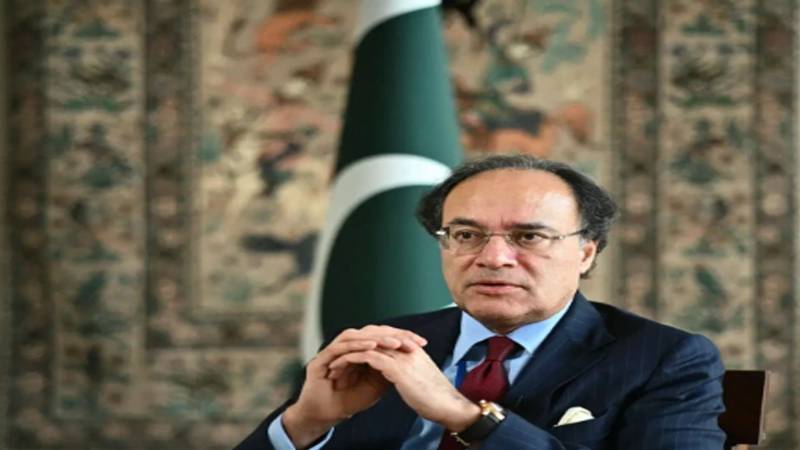 پاکستان عالمی منڈیوں میں واپسی کے لیے تیار، وزیرِ خزانہ نے قرضوں کا دباؤ کم کرنے کی حکمتِ عملی بتا دی