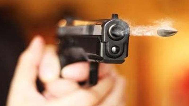 لاہور: کاہنہ میں گھریلو جھگڑے پر بیٹے کی فائرنگ، ماں قتل