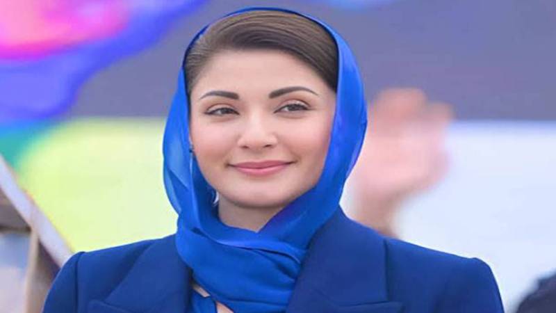 پنجاب کے طلباء کے لیے بڑی خوشخبری، 1 لاکھ 12 ہزار لیپ ٹاپ اور 1 لاکھ 8 ہزار اسکالرشپس تقسیم کرنے کا فیصلہ