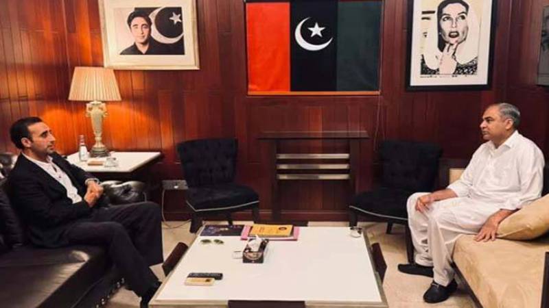 بلاول بھٹو اور محسن نقوی کی ون ٹو ون ملاقات، خیبرپختونخوا کی سیکیورٹی اور گورنر راج پر تبادلۂ خیال