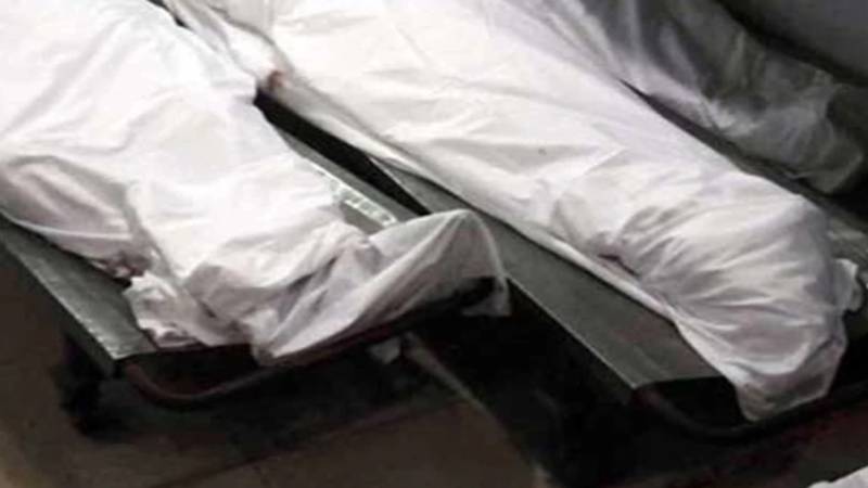 کراچی میں دو افسوسناک حادثات، دیوار گرنے سے 6 سالہ بچہ جاں بحق، ٹیکنالوجی پارک کی چھت سے گر کر شخص ہلاک