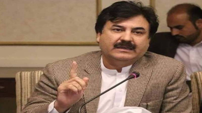 پی ٹی آئی دہشت گردی کی حمایت نہیں کرتی، اس جنگ میں فوج کے ساتھ ہیں: شوکت یوسفزئی