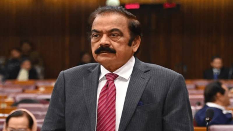 پی ٹی آئی آئینی و قانونی کردار ادا کرے تو مذاکرات پر غور ہوسکتا ہے: رانا ثنا اللہ