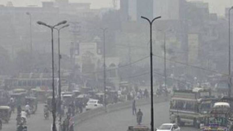 لاہور میں فضائی آلودگی میں اضافہ، شہر آلودہ ترین شہروں کی فہرست میں تیسرے نمبر پر آگیا