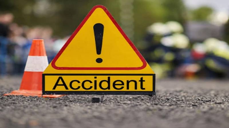 بھکر: ڈیرہ لنک روڈ پر ٹریفک حادثہ، دو موٹر سائیکل سوار نوجوان جاں بحق