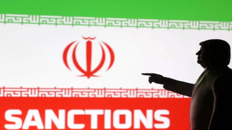 ایران سے منسلک 4 کمپنیوں، 9 بحری جہازوں اور 5 افراد پر امریکی پابندیاں