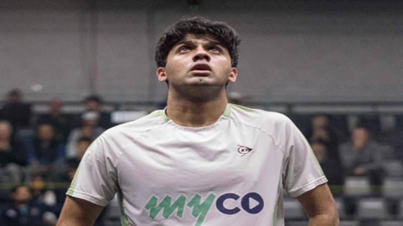نور زمان کا اپ سیٹ، عالمی نمبر 4 کو شکست دے کر کوارٹر فائنل میں پہنچ گئے