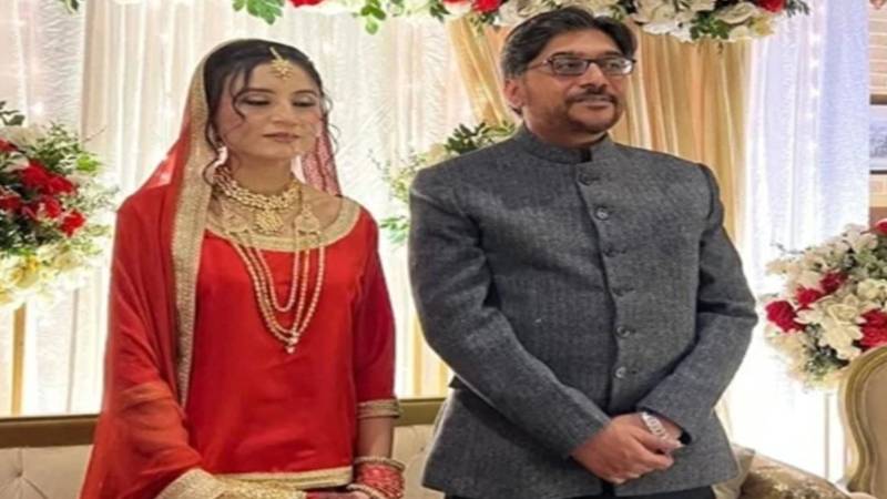 اسکرو ڈرائیور سے سراخ کیے گئے‘، موت سے قبل حنا جاوید پر بہیمانہ تشدد کی لرزہ خیز تصاویر سامنے آگئی
