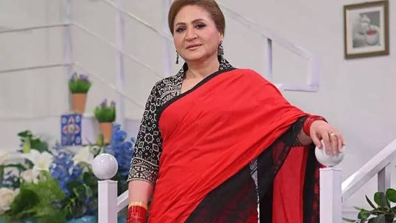 لنڈا بازار میں پسند آنے والی چیز فوراً خرید لیتی ہیں: سینئر اداکارہ اسماء عباس 
