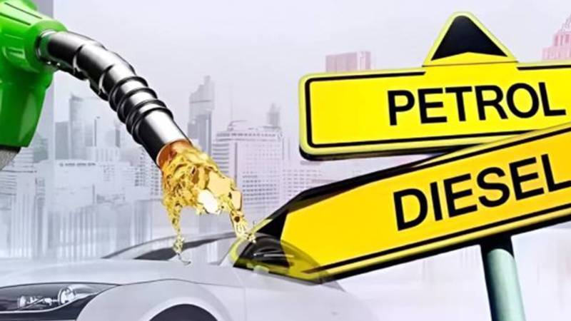 پیٹرول کی قیمت برقرار، ڈیزل 1 روپے 91 پیسے فی لیٹر مہنگا